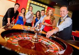 Tombol aksi pemain di interface Infinite Blackjack—Hit, Stand, Double Down, Split